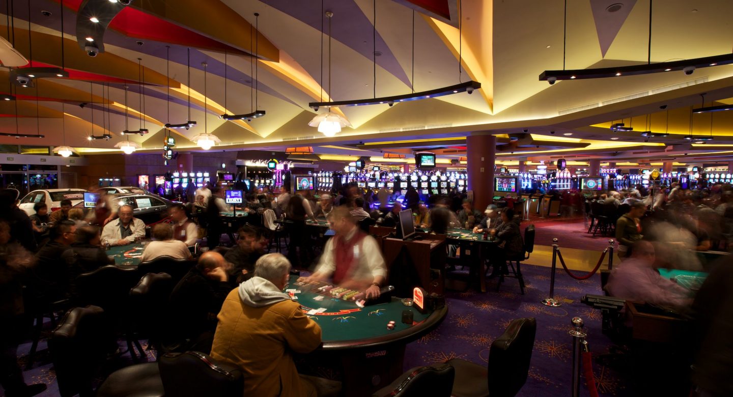 Bar Club Casino -59054